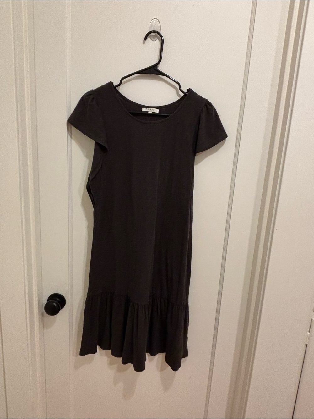 Z Supply Short Sleeve Ruffle Dress, Size small